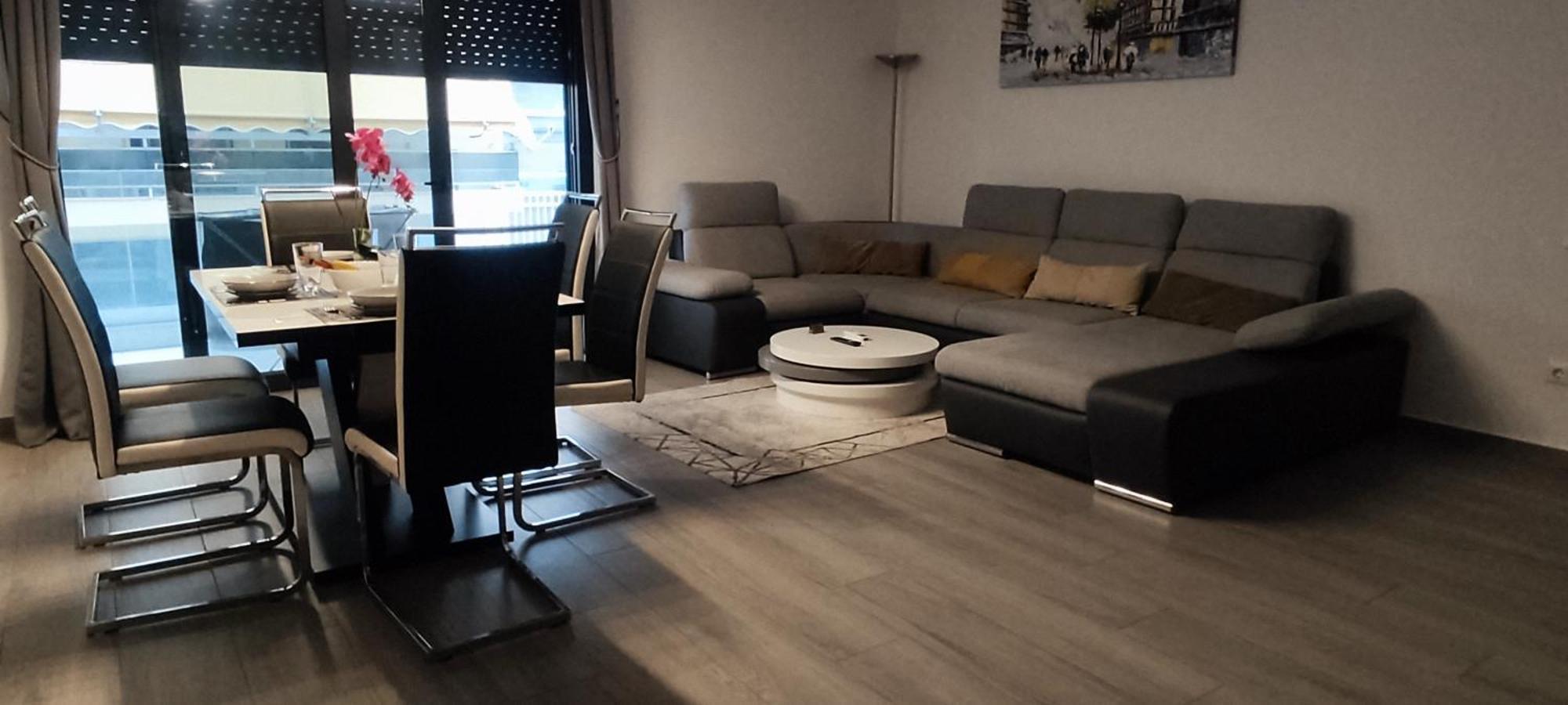Fabilicious Suites - 2 Apartments- Romantic Jacuzzi & Spacious Family Comfort Афіни Екстер'єр фото